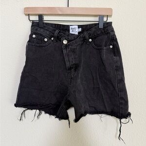 Princess Polly Denim - Raw Hem Assymetical Button Up Black Denim Shorts Size 2